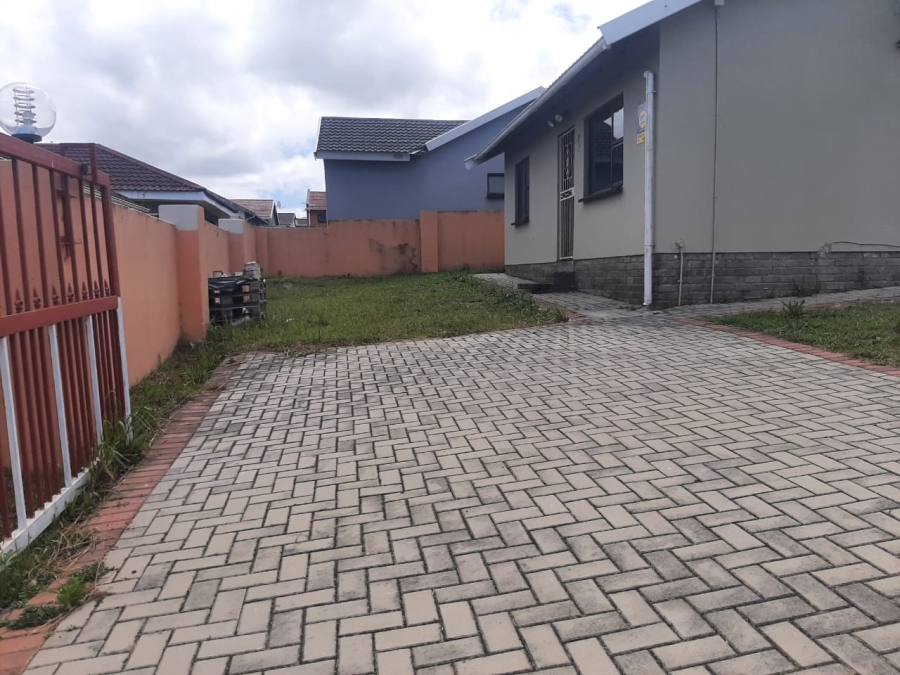 2 Bedroom Property for Sale in Haven Hills Eastern Cape
